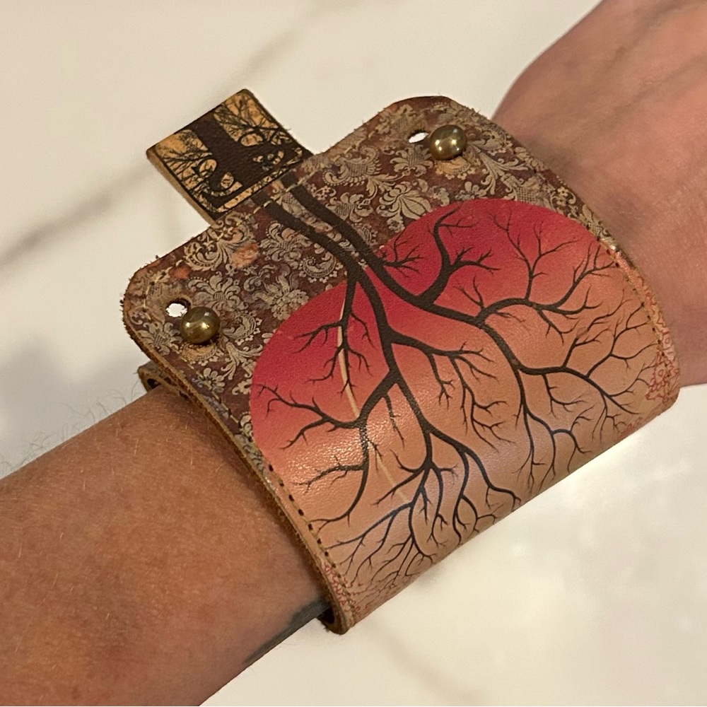 Handmade Tree Design Leather Wristband Cuff Bracelet w/ Secret Stash Pocket - Picture 2 of 8